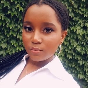 Meet your Posher, Candace